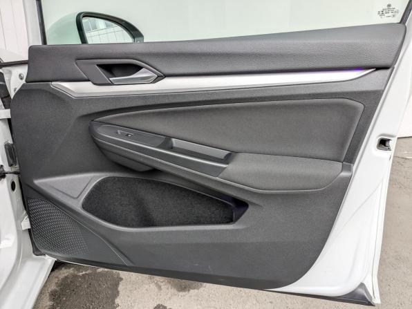 Volkswagen Golf VIII с пробегом 2020 года, цена 2 225 000 рублей, 108462 км, хэтчбек, Автокод Объявления