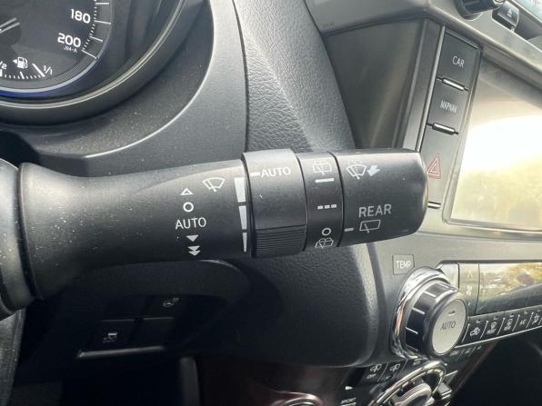 Toyota Land Cruiser Prado 150 Series Рестайлинг 1 с пробегом 2014 года, цена 3 149 000 рублей, 296000 км, внедорожник, Автокод Объявления