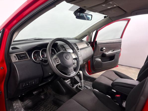 Nissan Tiida I Рестайлинг с пробегом 2013 года, цена 970 000 рублей, 150350 км, хэтчбек, Автокод Объявления