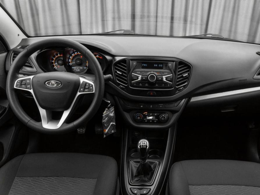 Lada (ВАЗ) Vesta I Москва  - изображение 11