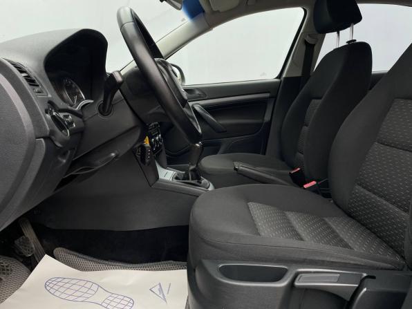 Skoda Octavia II (A5) Рестайлинг с пробегом 2011 года, цена 585 000 рублей, 265655 км, лифтбек, Автокод Объявления
