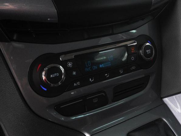Ford Focus III с пробегом 2012 года, цена 1 079 000 рублей, 202876 км, хэтчбек, Автокод Объявления