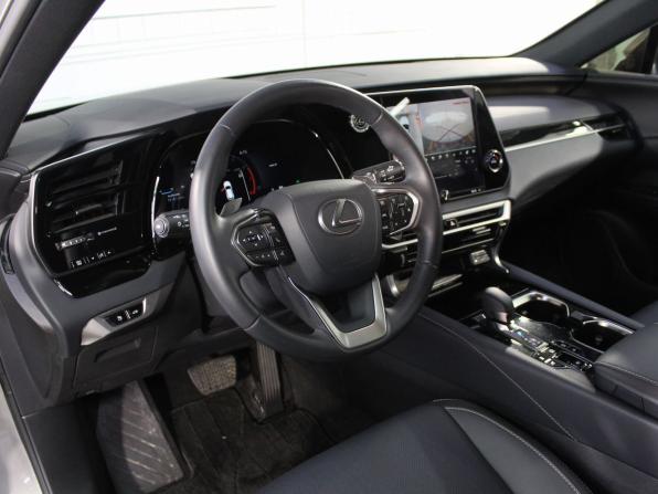 Lexus RX V с пробегом 2025 года, цена 7 800 000 рублей, 10838 км, внедорожник, Автокод Объявления