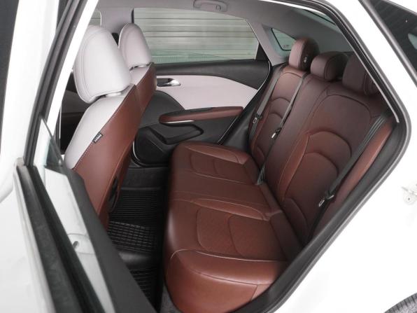 Chevrolet Monza II Рестайлинг с пробегом 2023 года, цена 1 809 000 рублей, 43018 км, седан, Автокод Объявления