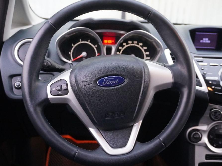 Ford Fiesta Mk6 Москва  - изображение 14