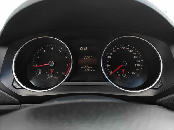 Volkswagen Jetta VI Рестайлинг с пробегом 2015 года, цена 765 000 рублей, 189561 км, седан, Автокод Объявления
