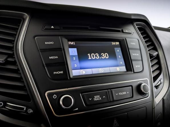 Hyundai Santa Fe III Рестайлинг с пробегом 2018 года, цена 2 400 000 рублей, 119786 км, внедорожник, Автокод Объявления
