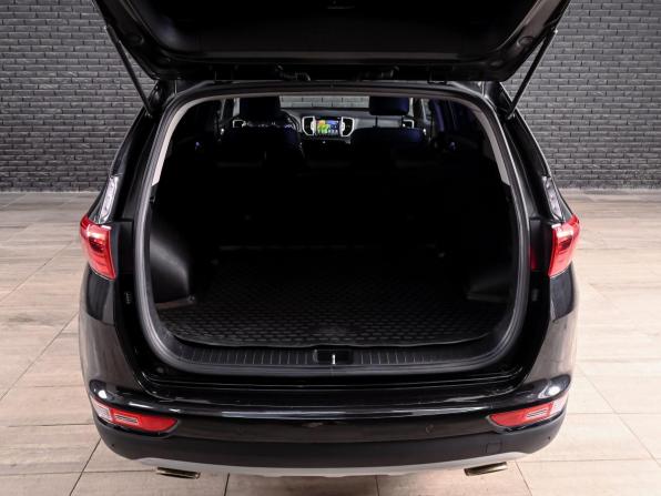 Kia Sportage IV Рестайлинг с пробегом 2018 года, цена 2 000 000 рублей, 199581 км, внедорожник, Автокод Объявления