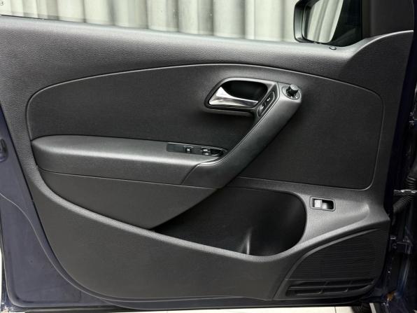 Volkswagen Polo V с пробегом 2011 года, цена 559 000 рублей, 187227 км, седан, Автокод Объявления