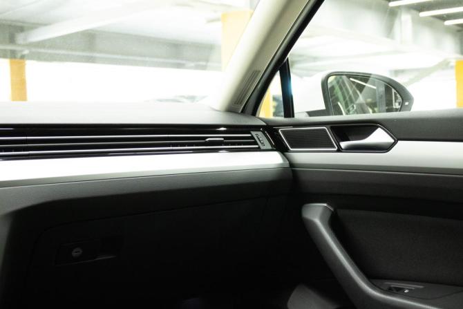 Volkswagen Passat B8 с пробегом 2016 года, цена 1 849 000 рублей, 126048 км, седан, Автокод Объявления