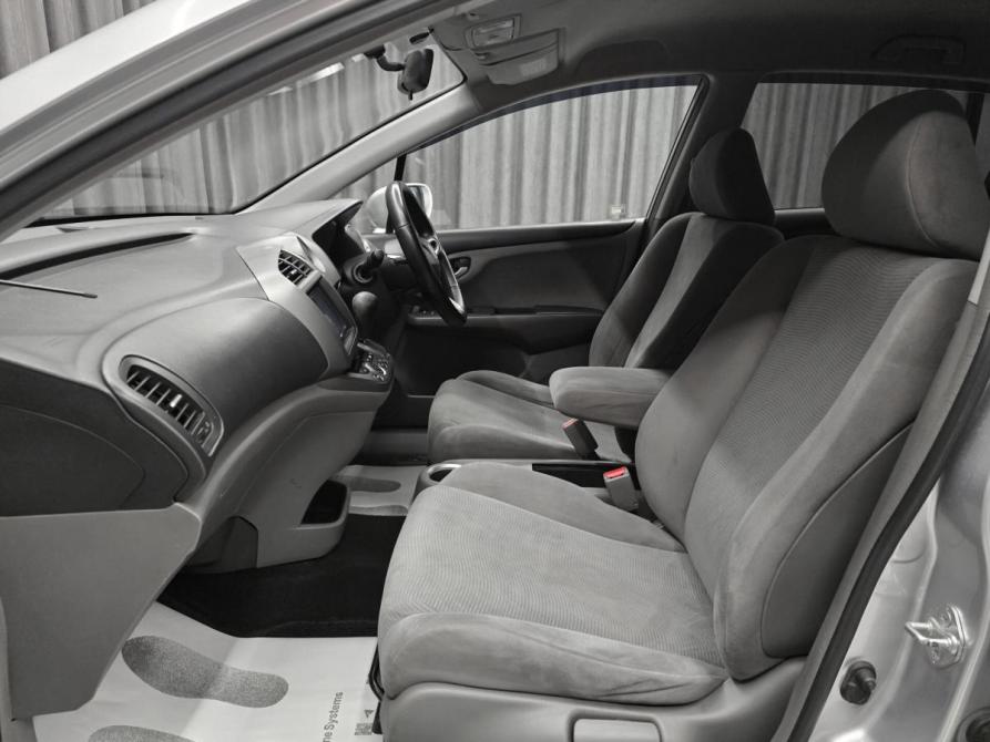 Honda Stream II Рестайлинг Красноярск  - изображение 14