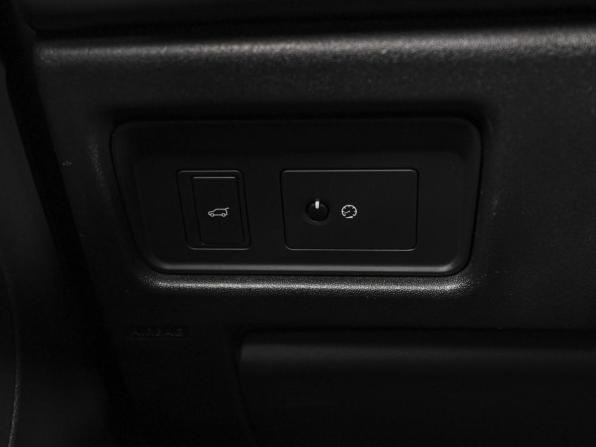 Land Rover Discovery Sport I с пробегом 2016 года, цена 2 048 000 рублей, 157554 км, внедорожник, Автокод Объявления