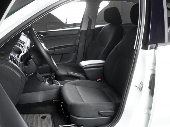Skoda Rapid I с пробегом 2016 года, цена 819 000 рублей, 265376 км, седан, Автокод Объявления