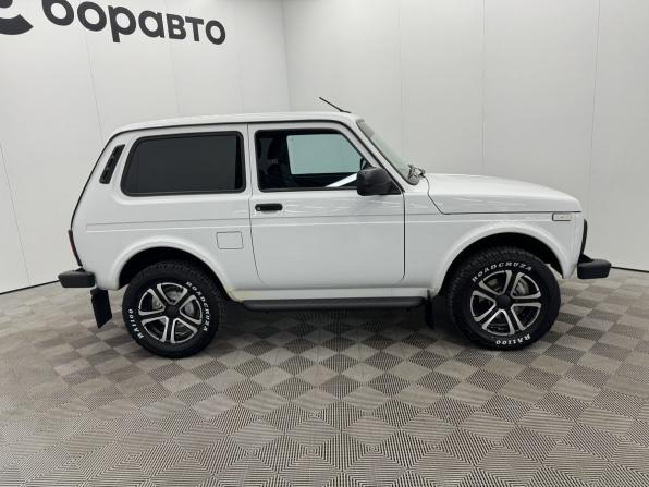Lada (ВАЗ) Niva Legend с пробегом 2024 года, цена 917 000 рублей, 21381 км, внедорожник, Автокод Объявления