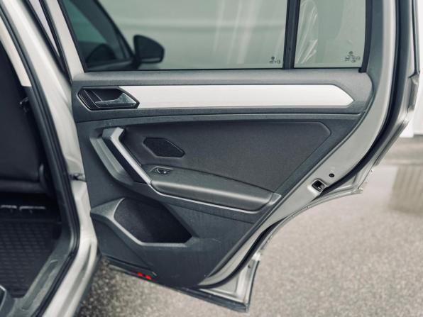 Volkswagen Tiguan II Рестайлинг с пробегом 2021 года, цена 2 250 000 рублей, 123000 км, внедорожник, Автокод Объявления