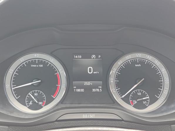 Skoda Karoq I с пробегом 2021 года, цена 2 239 800 рублей, 118828 км, внедорожник, Автокод Объявления