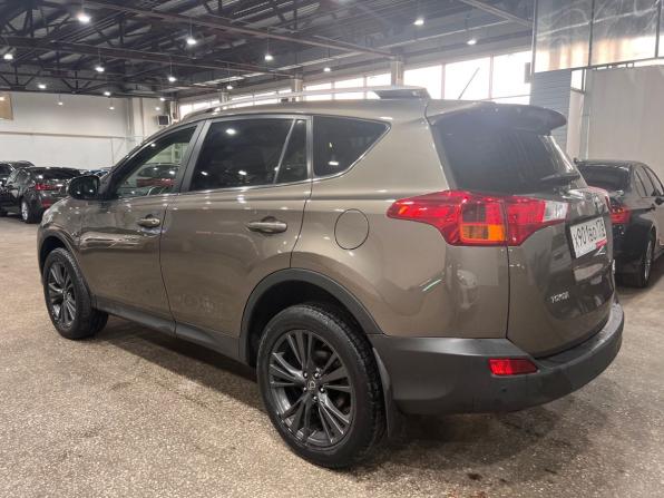 Toyota RAV4 IV (XA40) с пробегом 2014 года, цена 2 044 000 рублей, 220551 км, внедорожник, Автокод Объявления