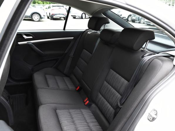 Skoda Octavia II (A5) Рестайлинг с пробегом 2011 года, цена 905 000 рублей, 189000 км, лифтбек, Автокод Объявления