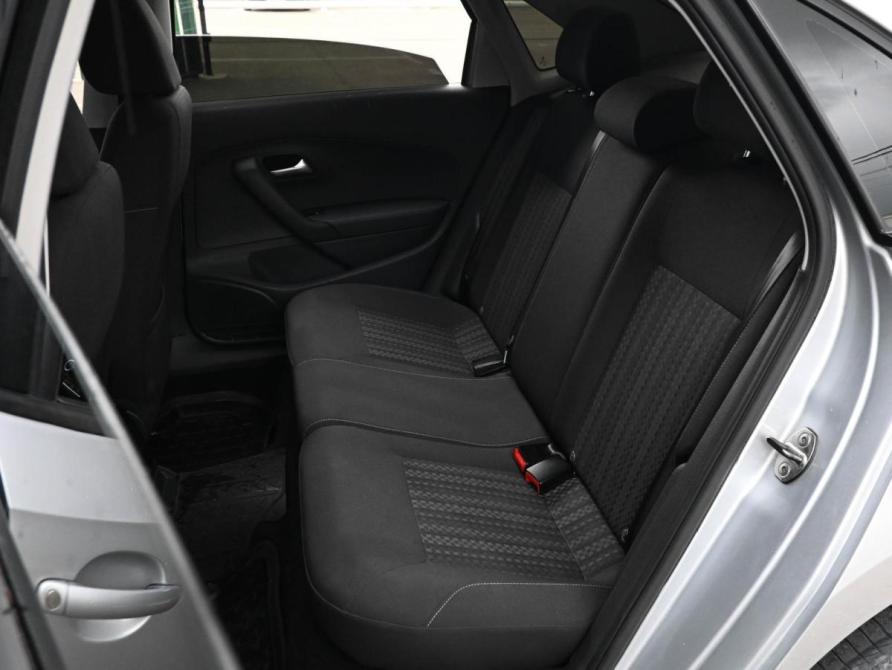 Volkswagen Polo V Рестайлинг Новороссийск  - изображение 9