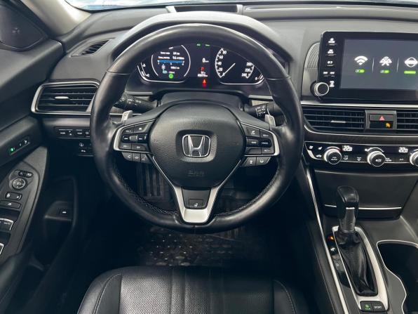 Honda Accord X с пробегом 2020 года, цена 2 350 000 рублей, 57000 км, седан, Автокод Объявления