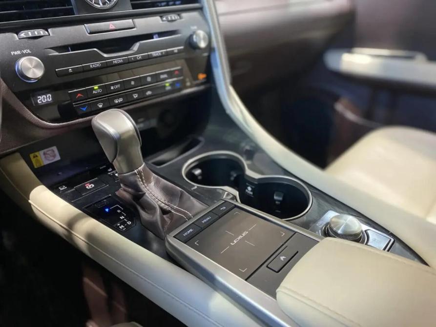 Lexus RX IV Рестайлинг Челябинск  - изображение 21
