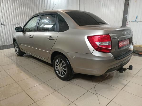 Lada (ВАЗ) Granta I Рестайлинг с пробегом 2022 года, цена 899 000 рублей, 9800 км, седан, Автокод Объявления