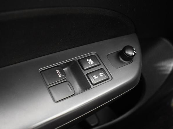 Suzuki Swift IV с пробегом 2011 года, цена 729 900 рублей, 145312 км, хэтчбек, Автокод Объявления