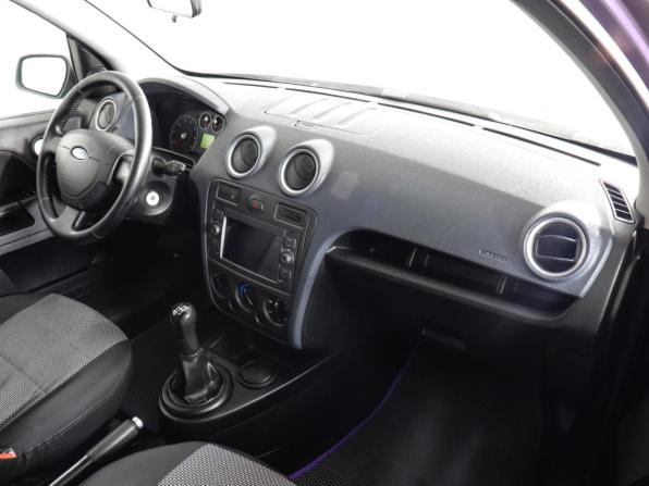 Ford Fusion I Рестайлинг с пробегом 2007 года, цена 497 000 рублей, 246946 км, хэтчбек, Автокод Объявления