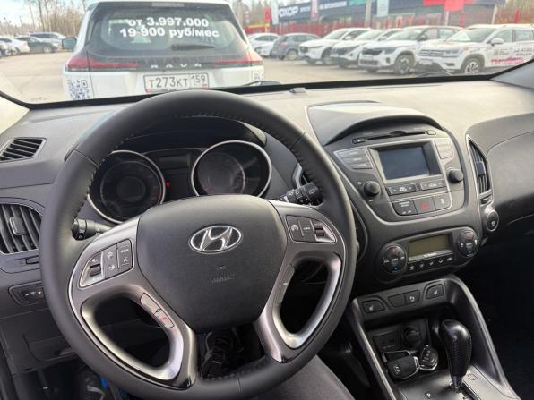 Hyundai ix35 I Рестайлинг с пробегом 2014 года, цена 1 277 000 рублей, 175000 км, внедорожник, Автокод Объявления