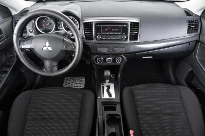 Mitsubishi Lancer X Рестайлинг с пробегом 2012 года, цена 790 000 рублей, 259129 км, седан, Автокод Объявления