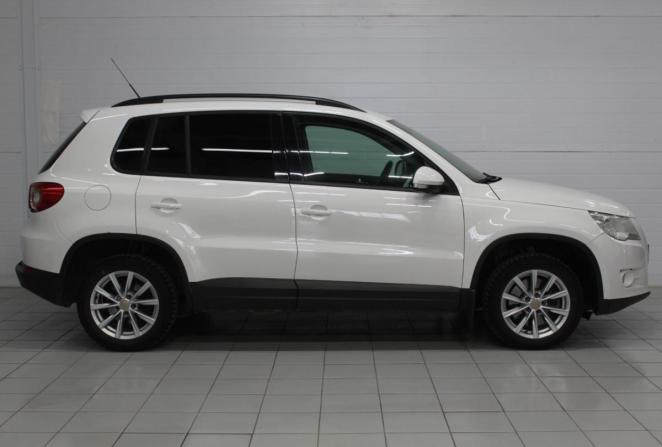 Volkswagen Tiguan I с пробегом 2010 года, цена 860 000 рублей, 241944 км, внедорожник, Автокод Объявления