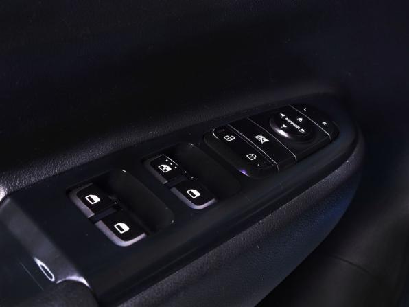 Kia Rio IV с пробегом 2019 года, цена 1 379 000 рублей, 135237 км, седан, Автокод Объявления