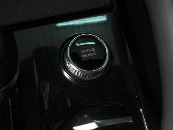 Geely Monjaro I с пробегом 2023 года, цена 3 149 000 рублей, 50085 км, внедорожник, Автокод Объявления