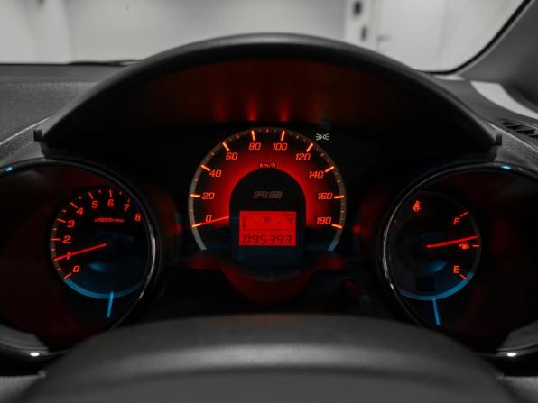 Honda Fit II с пробегом 2013 года, цена 940 000 рублей, 95392 км, хэтчбек, Автокод Объявления