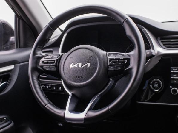 Kia Rio IV Рестайлинг с пробегом 2022 года, цена 1 997 000 рублей, 74749 км, хэтчбек, Автокод Объявления