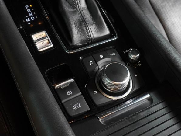 Mazda 6 III (GJ) Рестайлинг 2 с пробегом 2019 года, цена 2 399 000 рублей, 137393 км, седан, Автокод Объявления