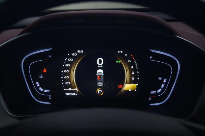 Geely Coolray I с пробегом 2023 года, цена 1 830 000 рублей, 39000 км, внедорожник, Автокод Объявления