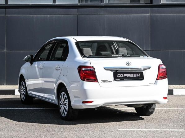 Toyota Corolla XI (E160 E170) Рестайлинг 2 с пробегом 2018 года, цена 1 339 000 рублей, 40205 км, седан, Автокод Объявления