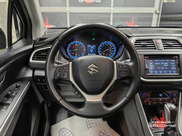 Suzuki SX4 II (S-Cross) с пробегом 2013 года, цена 1 098 000 рублей, 180000 км, хэтчбек, Автокод Объявления