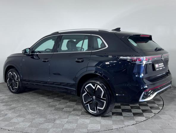 Volkswagen Tiguan III (China Market) с пробегом 2024 года, цена 4 497 000 рублей, 5420 км, внедорожник, Автокод Объявления