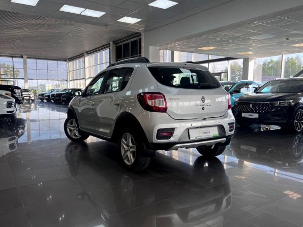 Renault Sandero II с пробегом 2016 года, цена 1 125 000 рублей, 96657 км, хэтчбек, Автокод Объявления