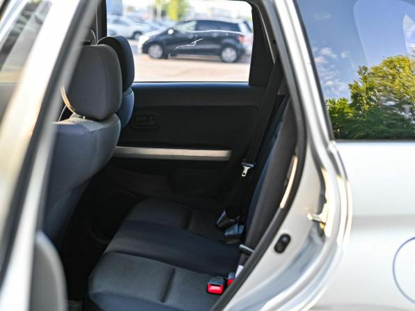 Toyota Ist I с пробегом 2002 года, цена 450 000 рублей, 179605 км, хэтчбек, Автокод Объявления