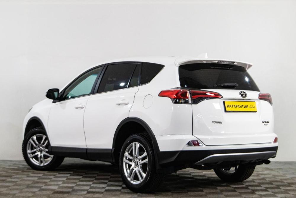 Toyota RAV4 IV (XA40) Рестайлинг Сургут  - изображение 7