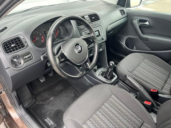 Volkswagen Polo V Рестайлинг с пробегом 2016 года, цена 1 089 000 рублей, 50500 км, седан, Автокод Объявления