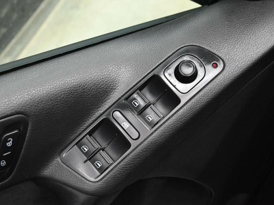 Volkswagen Tiguan I Рестайлинг Екатеринбург  - изображение 13