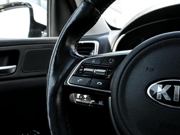 Kia Sportage IV Рестайлинг с пробегом 2019 года, цена 2 750 000 рублей, 106635 км, внедорожник, Автокод Объявления