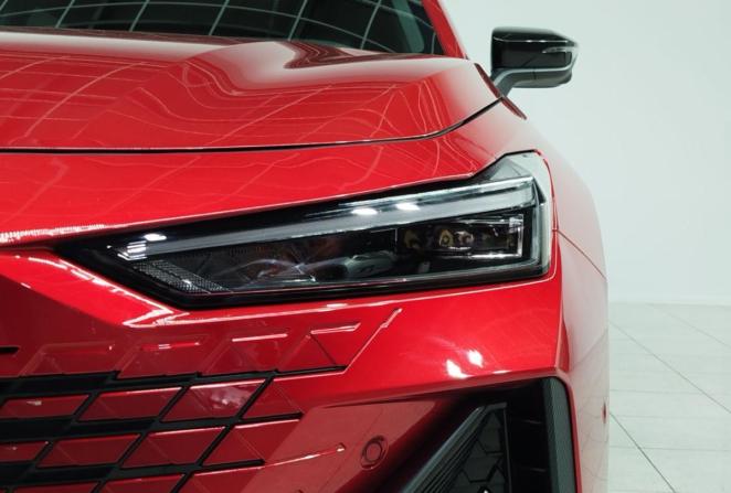 Changan UNI-V I с пробегом 2023 года, цена 2 390 000 рублей, 23494 км, лифтбек, Автокод Объявления