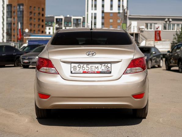 Hyundai Solaris I с пробегом 2012 года, цена 649 000 рублей, 234395 км, седан, Автокод Объявления
