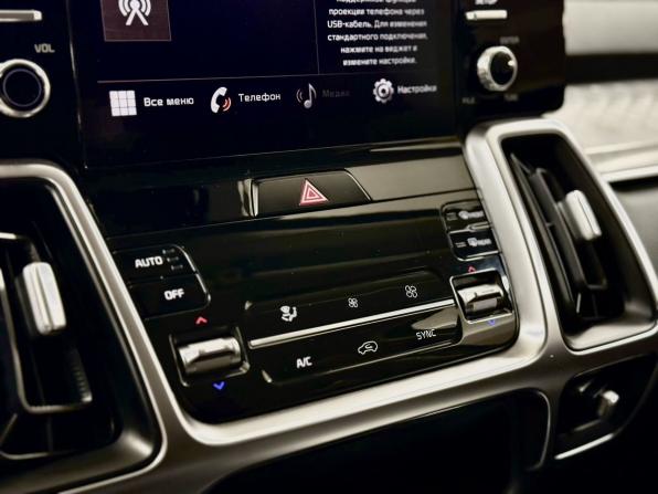 Kia Sorento IV с пробегом 2021 года, цена 3 649 000 рублей, 83237 км, внедорожник, Автокод Объявления