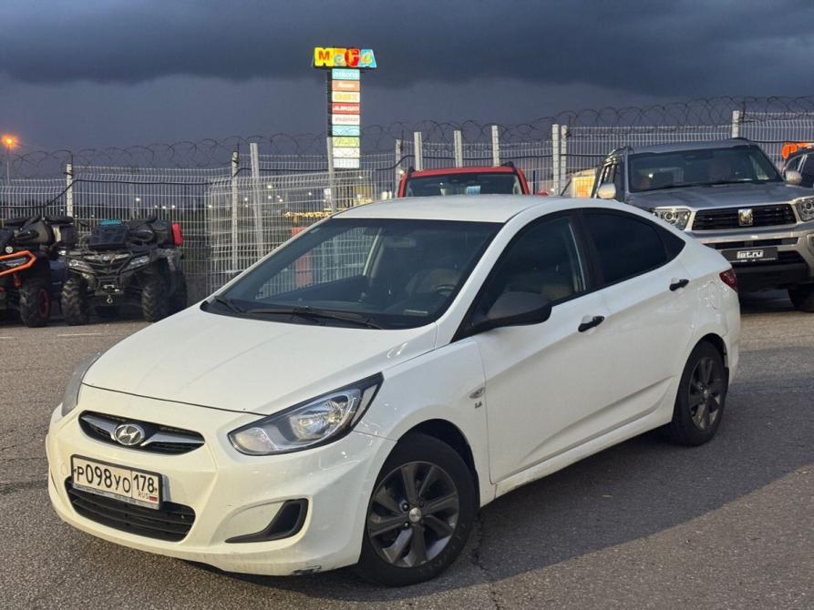 Hyundai Solaris I Санкт-Петербург  - изображение 1